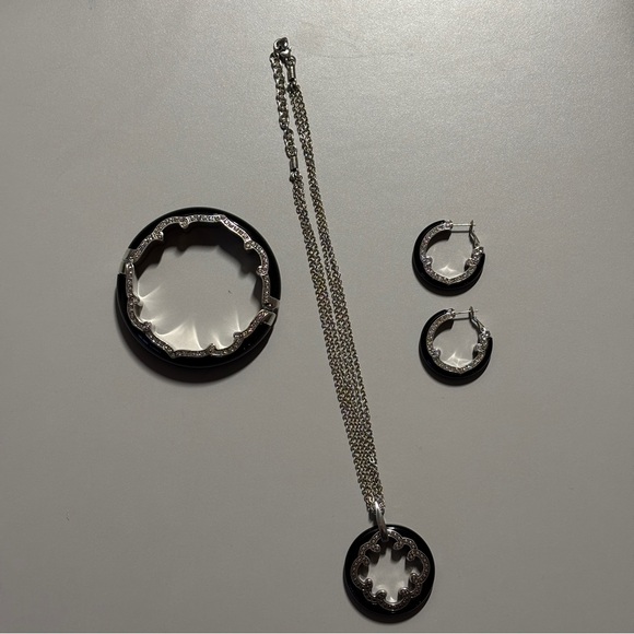 Brighton Jewelry - Brighton Imperial Swarovski Crystals Silver Black Resin Bangle Set Retired Rare